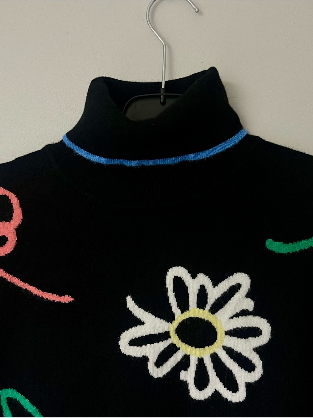 Leo & Ugo Paris Hand-Drawn Floral Knit Turtleneck Sweater - Size 2 (US 8 / M) - Picture 8 of 15